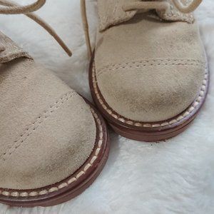 GAP Shoes - SUPER CUTE Gap dress up shoes GAP Shoes - SUPER CUTE Gap dress up shoes